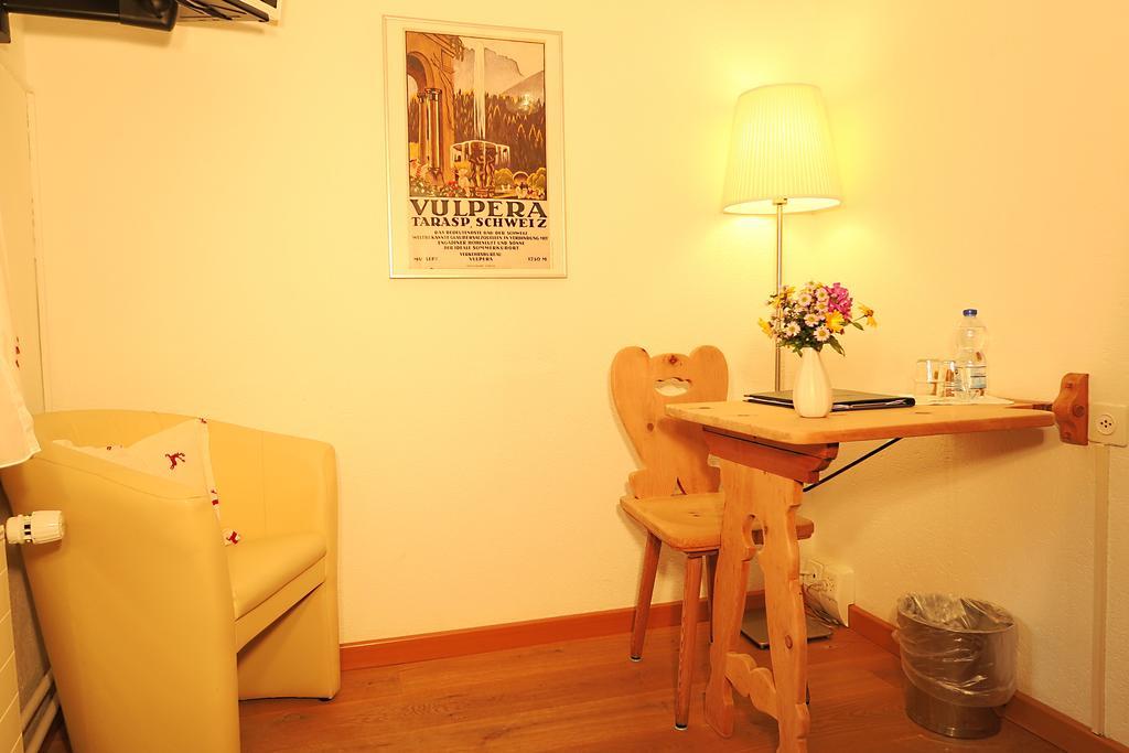 Hotel Restaurant Gabriel Scuol Luaran gambar