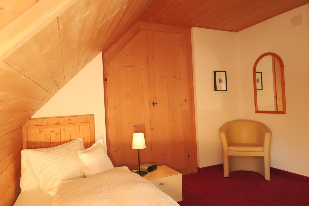 Hotel Restaurant Gabriel Scuol Luaran gambar