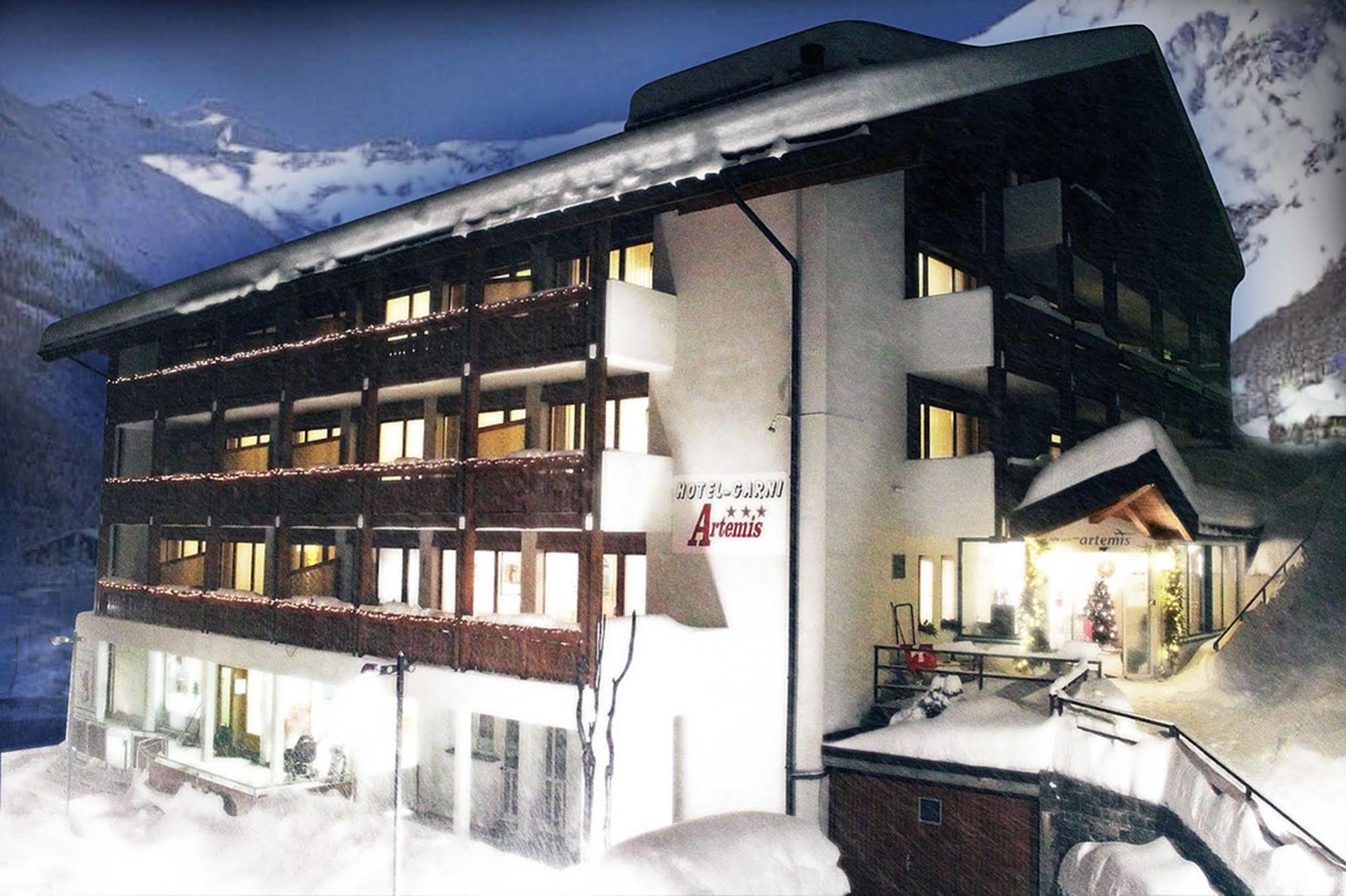 Hotel Restaurant Gabriel Scuol Luaran gambar